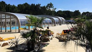 Mobile Home | Pool - Simplistic Mobile Home in Saint-jean-de-monts With Sauna (Saint-Jean-de-Monts)
