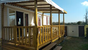 Mobile Home | Exterior - Simplistic Mobile Home in Saint-jean-de-monts With Sauna (Saint-Jean-de-Monts)