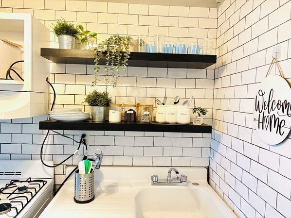 Microondas, horno y parrilla de estufa