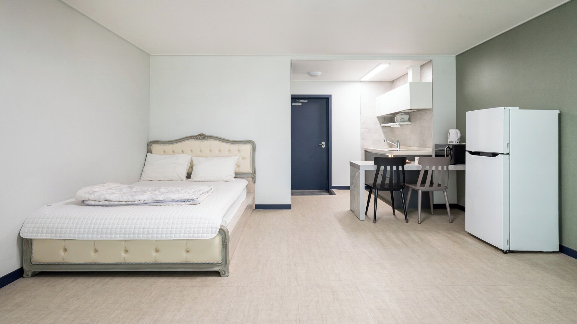 Chambre de base, 1 chambre (Forest Breeze 202) | 1 chambre, accès au Wi-Fi (inclus)