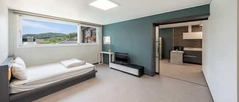 Basic Room, 1 Bedroom (Pine Breeze 204) | 1 bedroom, free WiFi