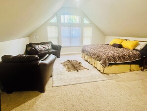 1 bedroom, desk, free WiFi, bed sheets