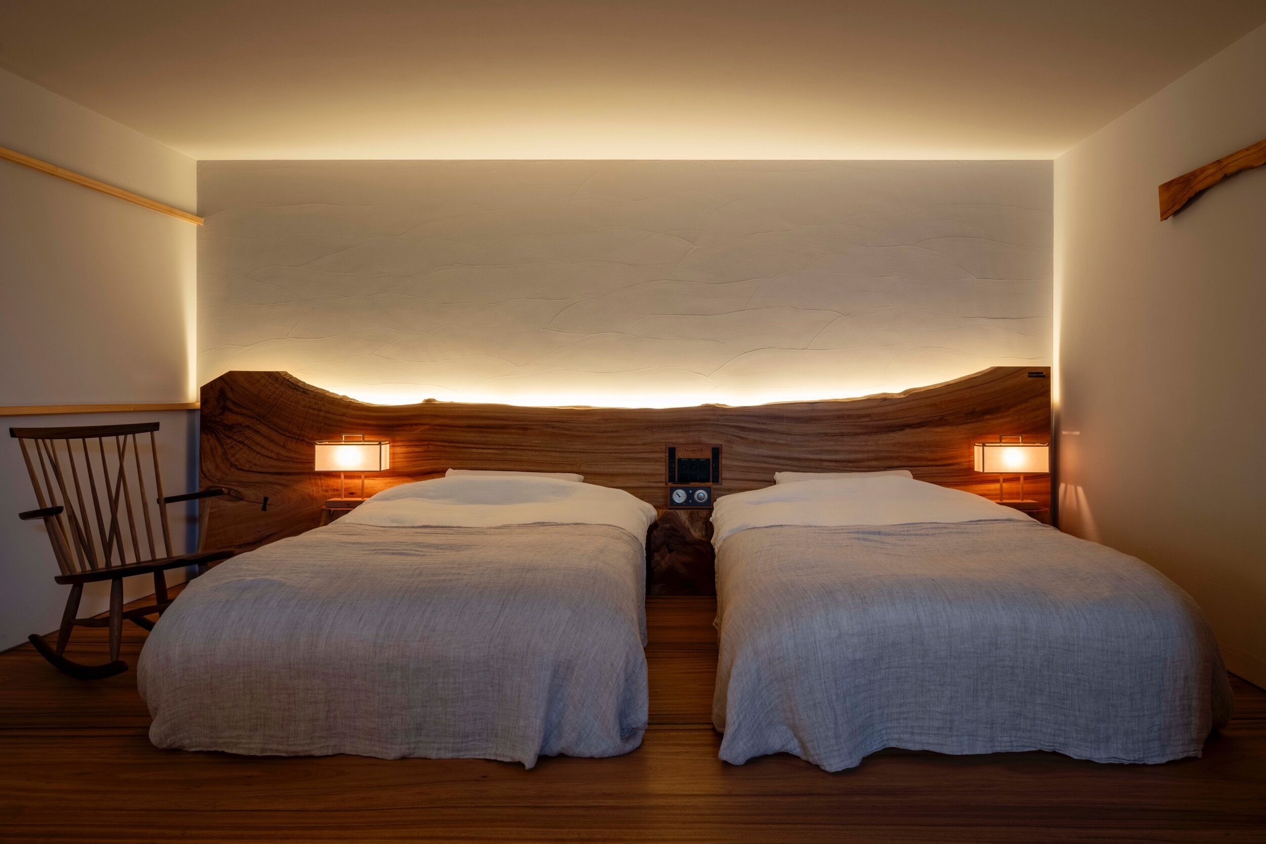 2 camere, una cassaforte in camera, una scrivania, culla da viaggio