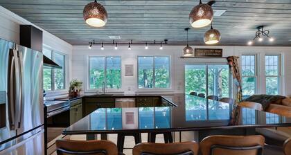 Heatherbell, A Lakeside Retreat