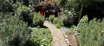 Walk to Downtown Graeagle, Mill Pond & Pickleball from The Graeagle Tree House