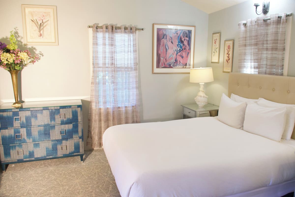 Standard Double Room, 1 Queen Bed, Mountain View | Free WiFi, wheelchair access