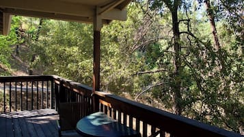 Superior Double Room, 1 Queen Bed, Mountain View