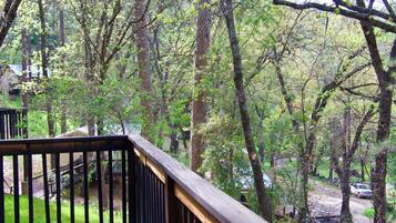 Superior Triple Room, Multiple Beds, Mountain View | Free WiFi, wheelchair access