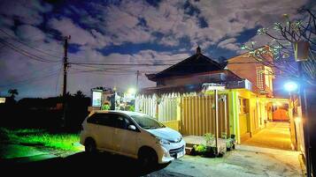 Enceinte de lâhĂ©bergement