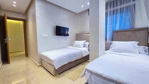 Penthouse Deluxe, 2 chambres, vue jardin | Fer et planche Ă repasser, Wi-Fi gratuit
