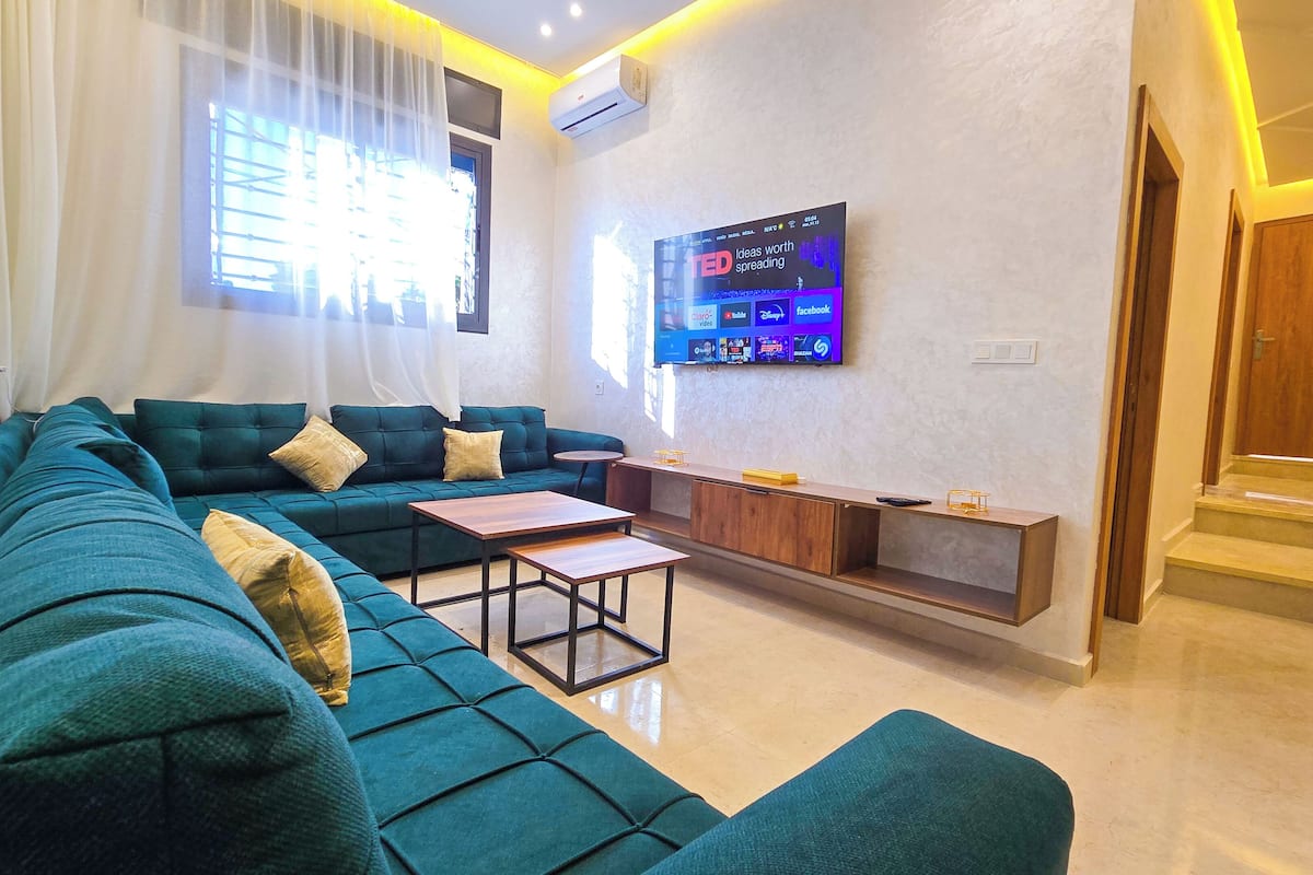 Standard Apartment | Living area