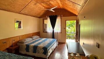 8 quartos, Wi-Fi, roupa de cama