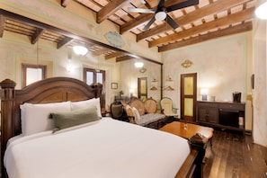 Wellness Suite | In-room safe, iron/ironing board, WiFi (free), bed sheets - Casa Lucienne - Adults Only (San Juan)