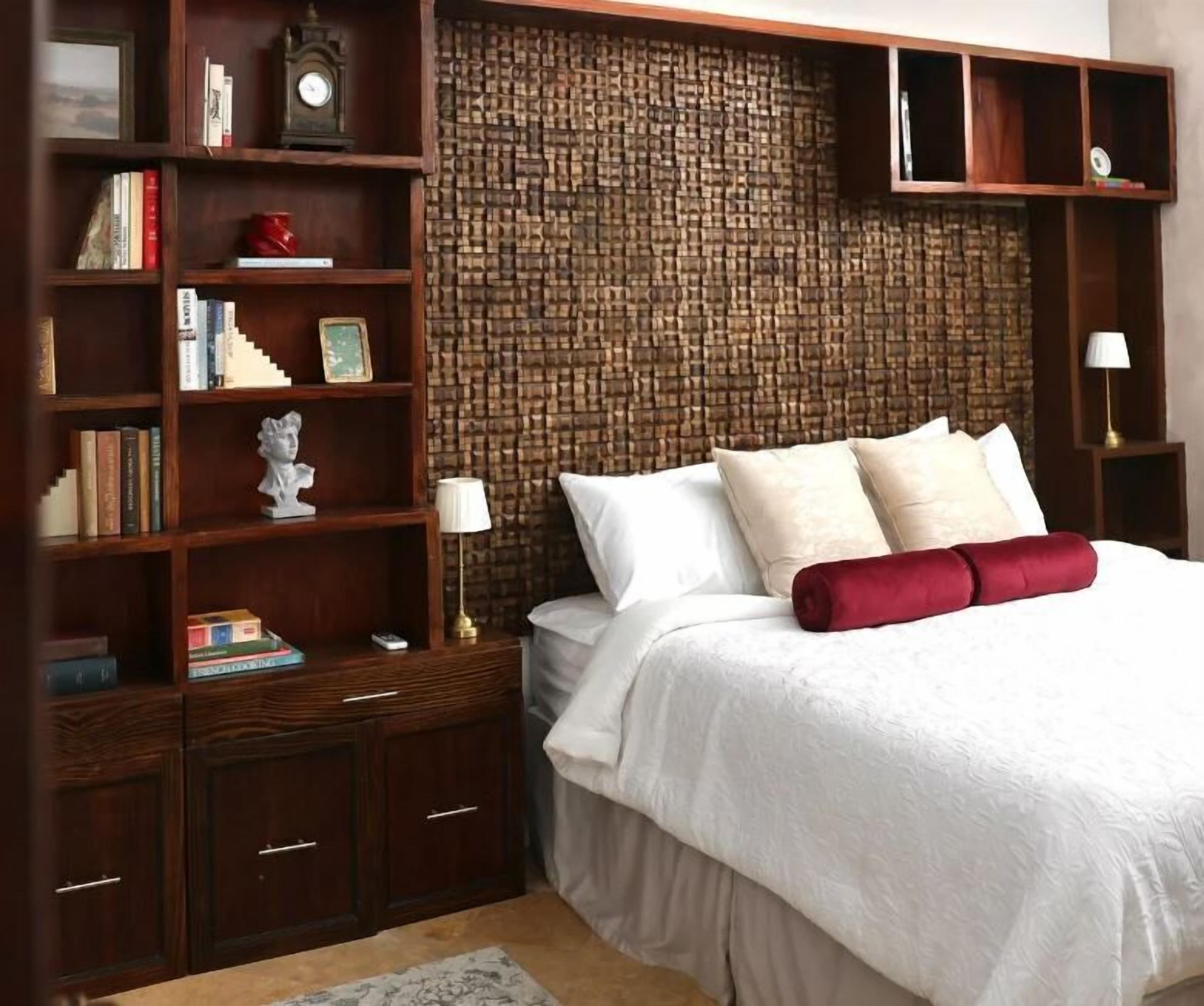 プレミア スタジオ | セーフティボックス (室内)、アイロン / アイロン台、WiFi (無料)、ベッドシーツ