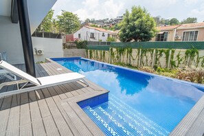 Piscina a l'aire lliure