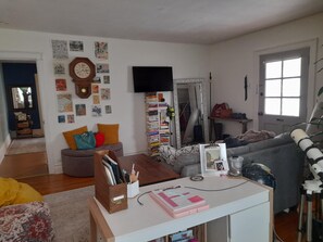 Interior - Charming spacious apartment in lovely Bethlehem (Bethlehem)