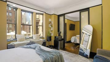 2 habitaciones, tabla de planchar con plancha, wifi y ropa de cama