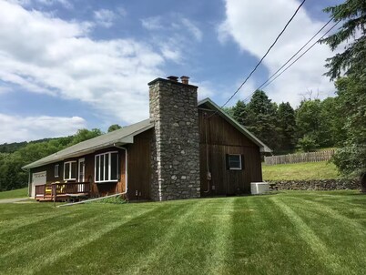 Beautiful Hudson Valley Country Lake House