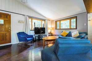 TV, fireplace, books, offices