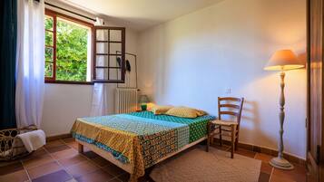 1 chambre, Wi-Fi gratuit, draps fournis