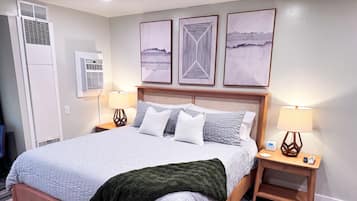 1 slaapkamer, een bureau, een strijkplank/strijkijzer, gratis wifi