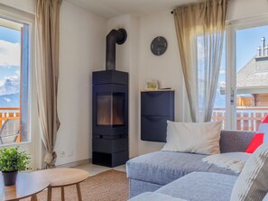 Fireplace - Hortensia 10 by Interhome (Veysonnaz)