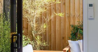 Sun Soaked City Escape 2BR and 2Bath Townhouse