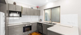 3-bedroom house in enchanting Tamborine Mountain with AC
