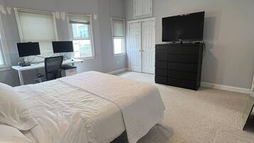 3 bedrooms, iron/ironing board, free WiFi, bed sheets