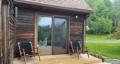 Sophisticated 4bedroom retreat with stunning views on 13 wild acres in Catskills