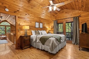 4 Schlafzimmer, Reisekinderbett, kostenloses WLAN, Bettwäsche