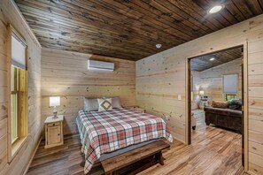 WiFi, bed sheets