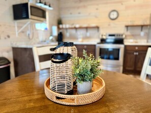 Private kitchen - Squirrel's Nest (Fort Payne)