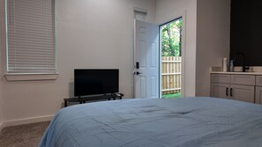 1 bedroom, iron/ironing board, WiFi