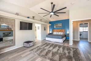 4 bedrooms, travel crib, WiFi, bed sheets