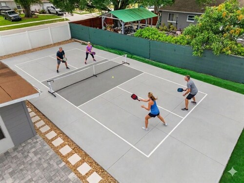 Private Pickleball Court • Home Gym • Pet-Friendly | Valrico