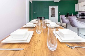 Dining - Contractor's Dream-5/6Beds-CCTV-VAT Registered (Fishburn)