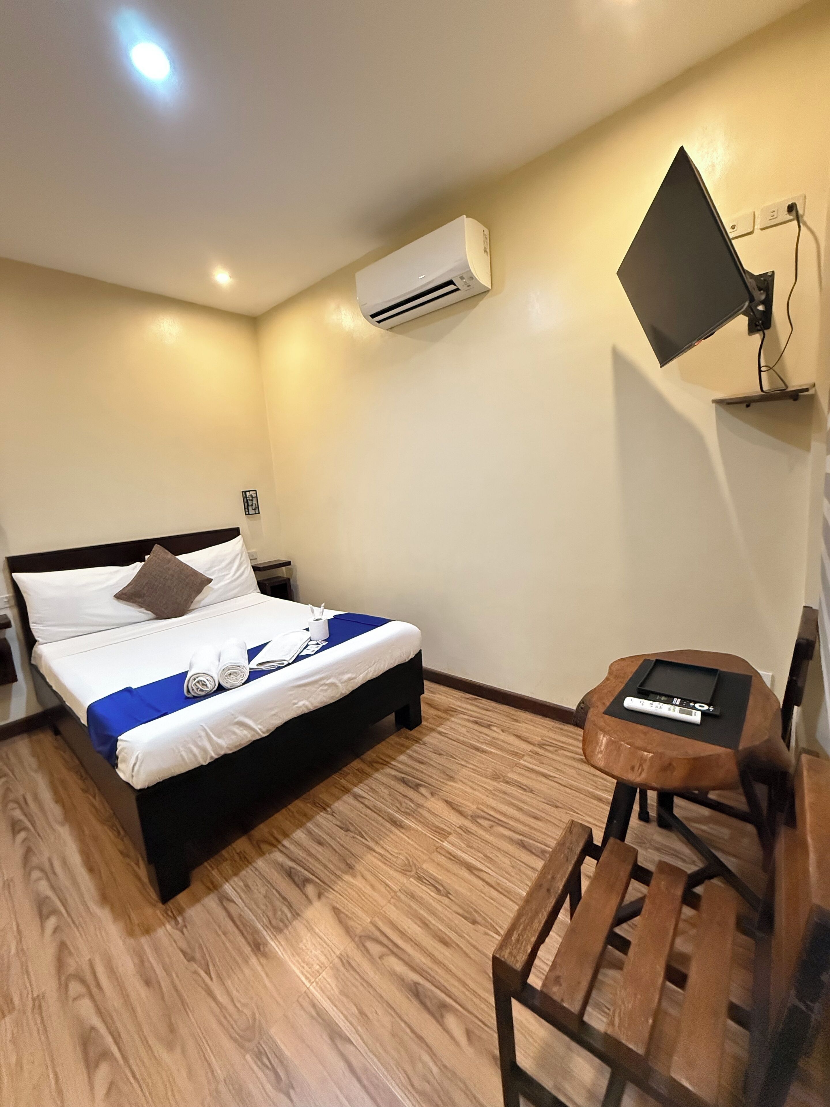 Wifi gratis y ropa de cama 