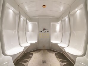 Spa - Cozy Studio Hideaway in Luxe Business Bay (Dubai)