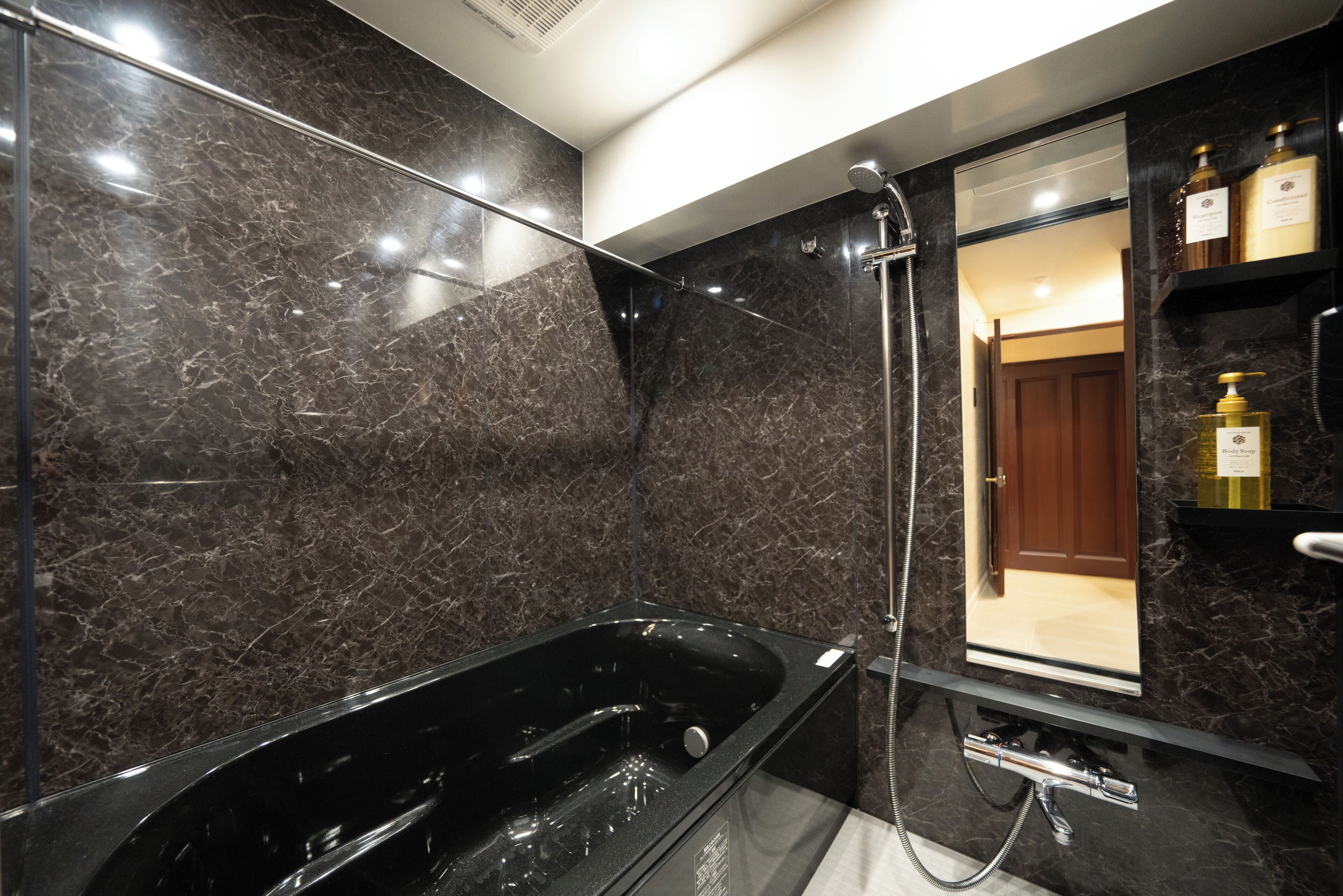 Departamento estándar, 1 habitación, sin servicio de limpieza | Baño | Secadora de cabello y pantuflas 