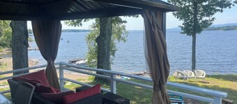 Charming cottage Called the Dolphin in Northville perfect for a relaxing getaway