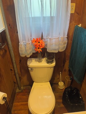 Towels, toilet paper