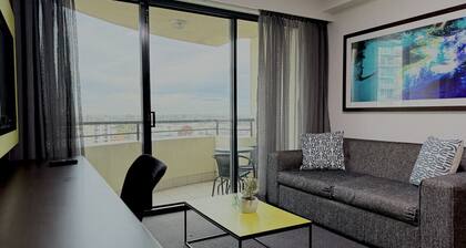 Cozy one bedroom in Parramatta Pool|Spa|Dine