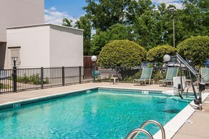 Pool - Travelodge by Wyndham Flowood (Flowood)