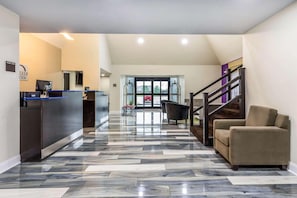 Lobby - Travelodge by Wyndham Flowood (Flowood)