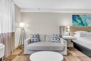 Living area - Wyndham Garden Newark/fremont Silicon Valley (Newark)