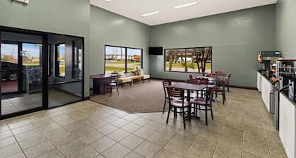 Legacy Inn and Suites