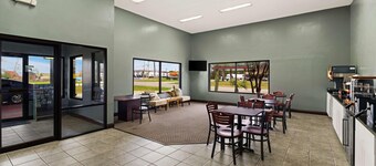 Legacy Inn and Suites