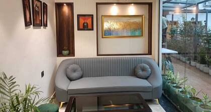 Manyavar Guest House