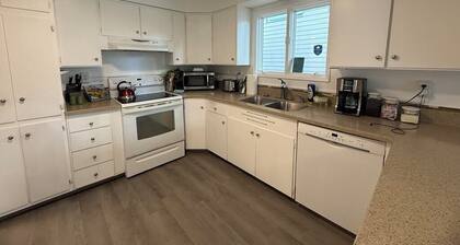 Spacious 4BR Home in Prime Downtown Spot